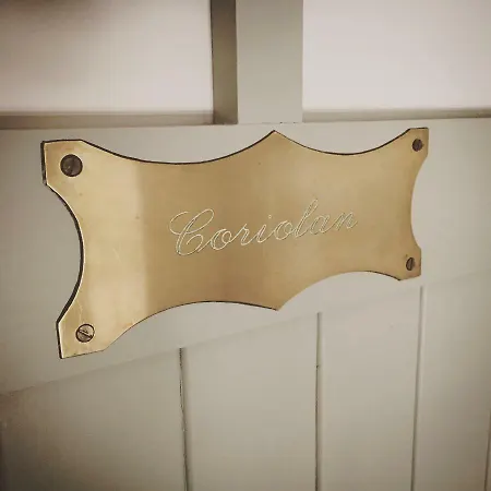 Bed & Breakfast La Scuderia Charming 4*