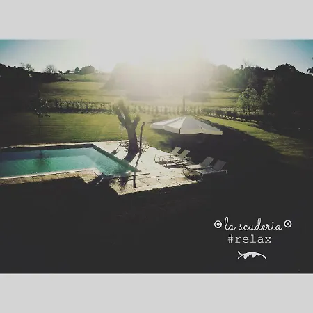 La Scuderia Charming